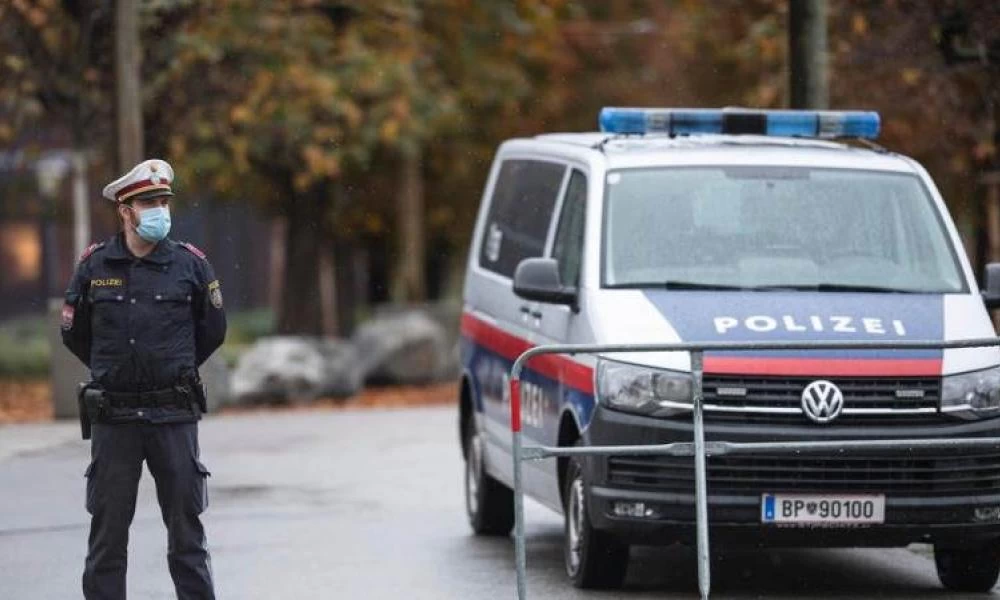 Συναγερμός στη Βιέννη: Πληροφορίες για πυροβολισμούς σε συναγωγή